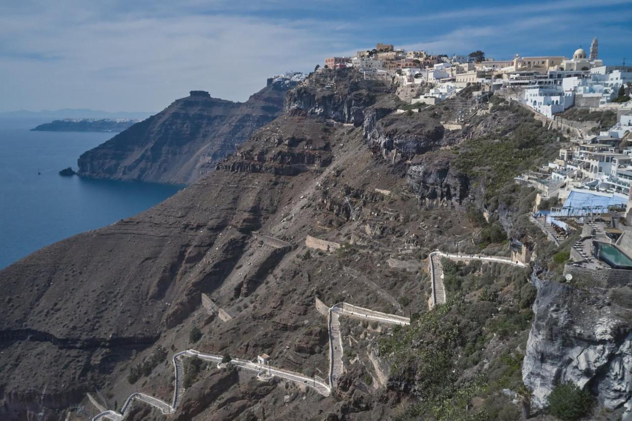 ثيرا Amphitheater Cave Houses المظهر الخارجي الصورة